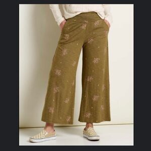 W’s Toad&Co Chaka Wide Leg Pants - size M - excellent preowned condition!